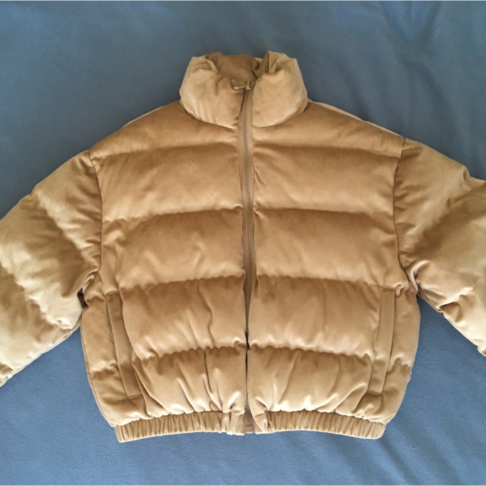 Puffer Sacré Jackets (Size S)